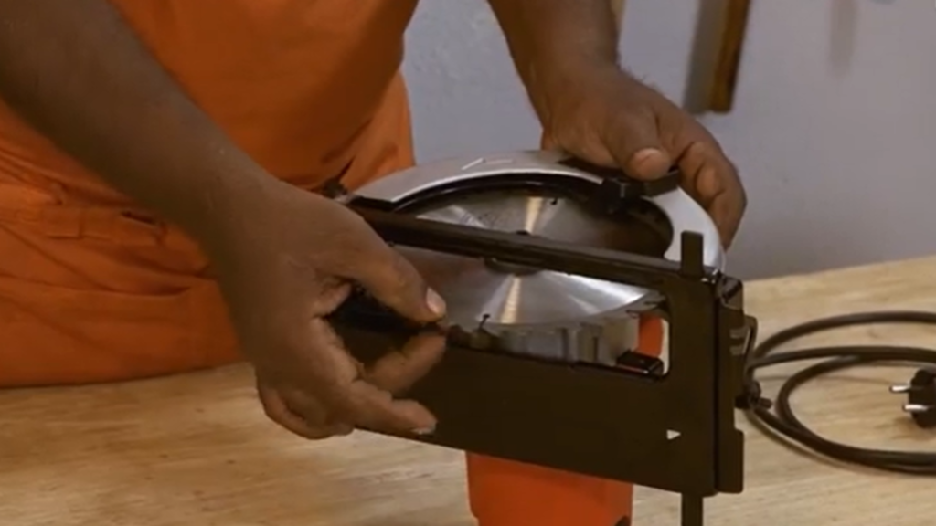 How to Use a Circular Saw Like a Pro 4 Untitled design 86